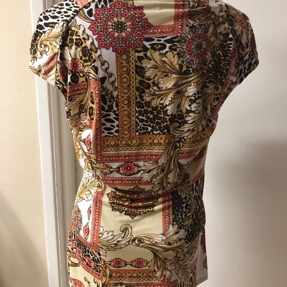 Cache Multicolor Wrap Top - Picture 2 of 3